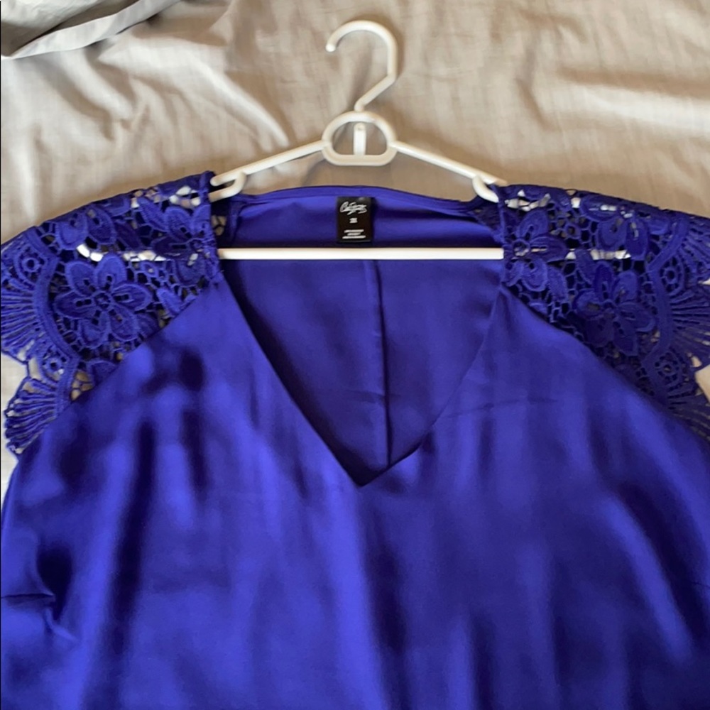 Blue/purple blouse with cut out sleeves